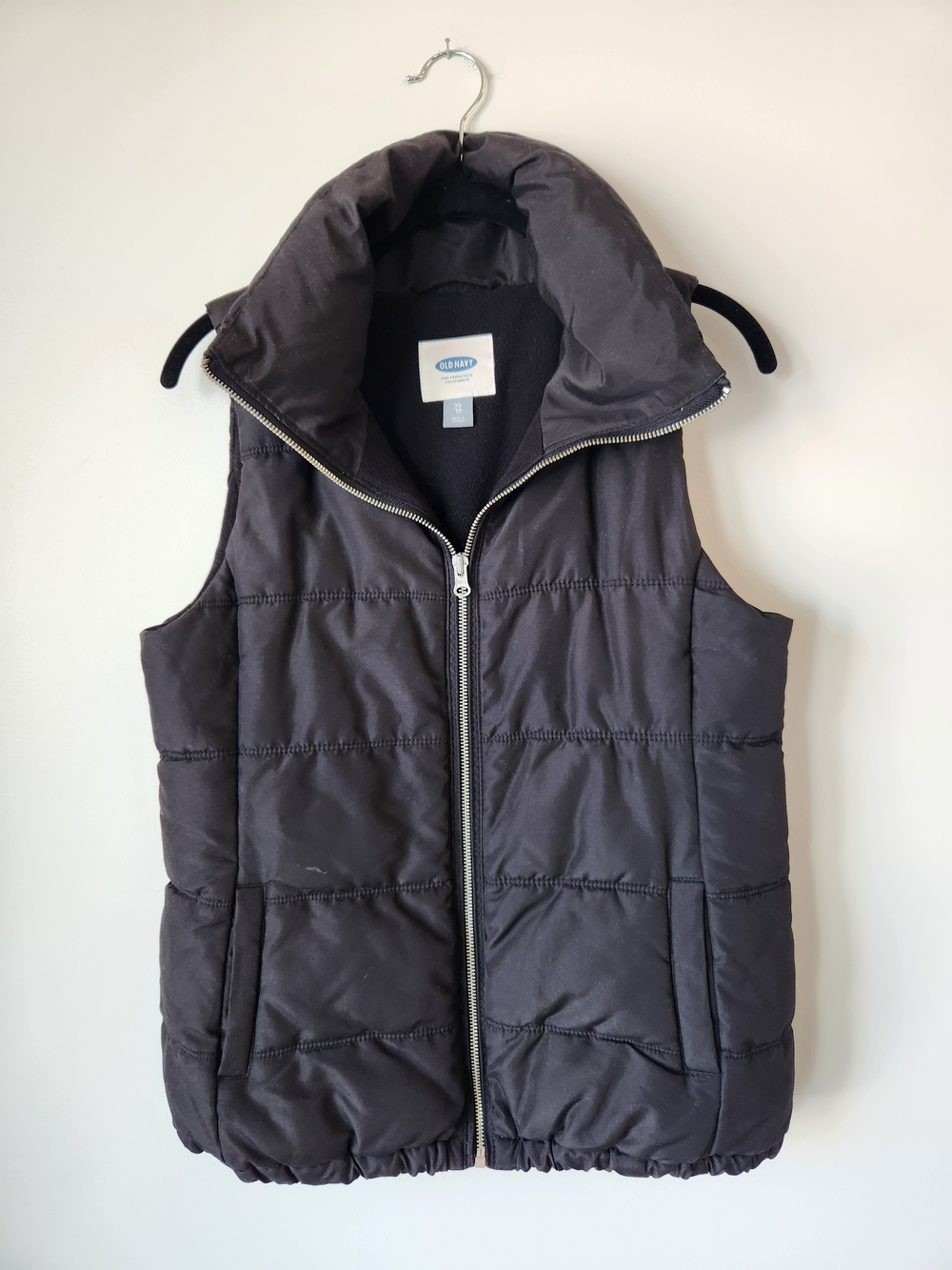 OLD NAVY Women's Black Puffer Vest - XS